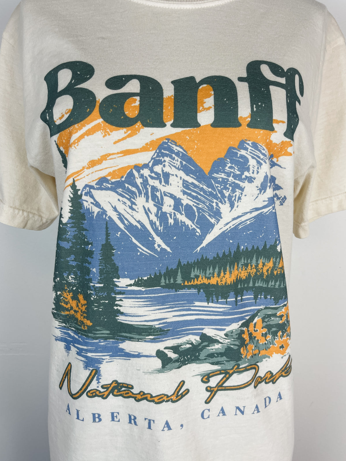 Banff Nation Park Tee in Ivory