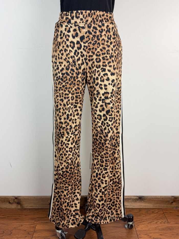Cameron Leopard Pant in Brown/Black