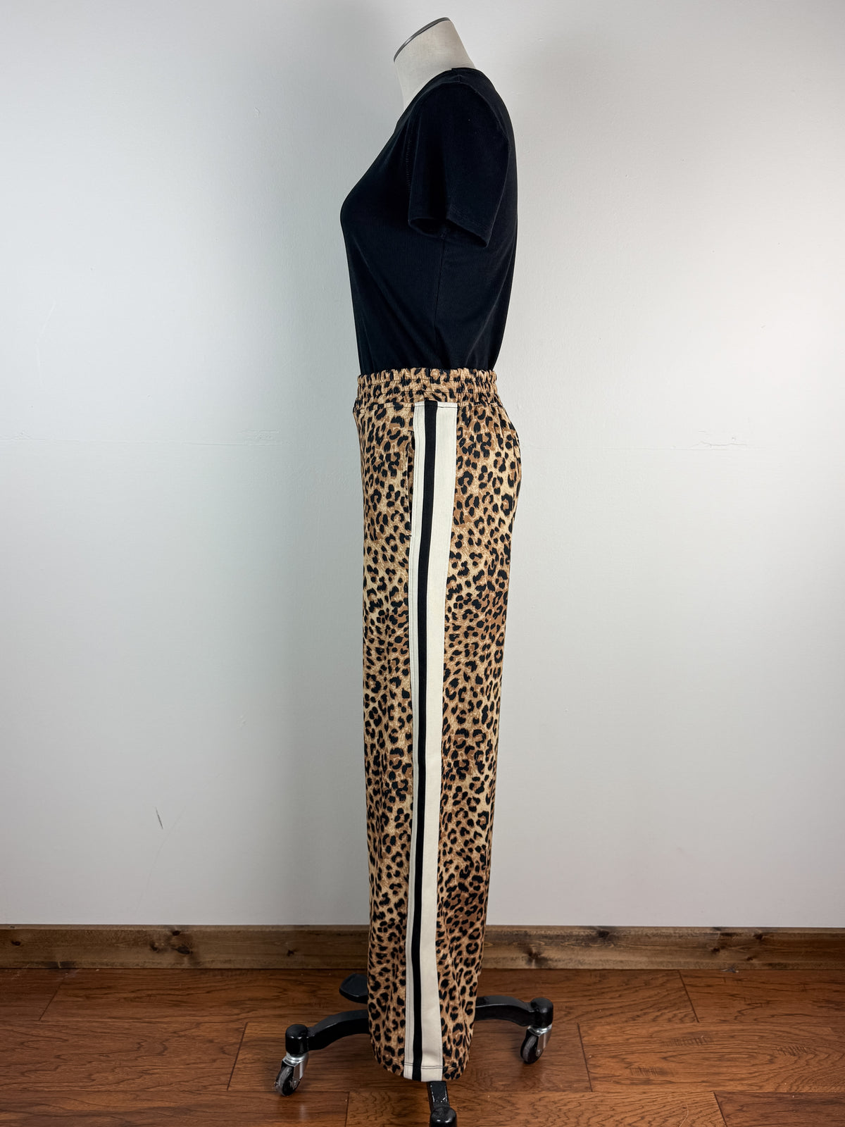 Cameron Leopard Pant in Brown/Black