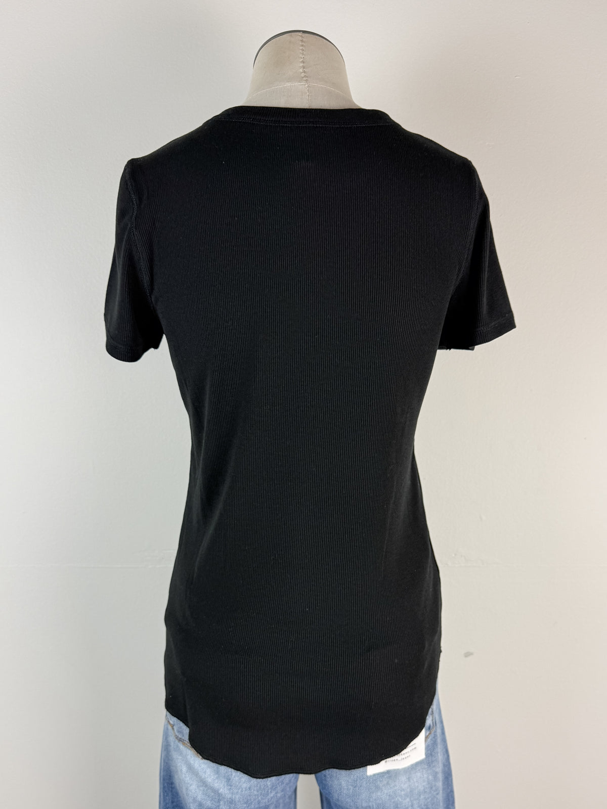 Becca Basic Ribbed Tee in Black