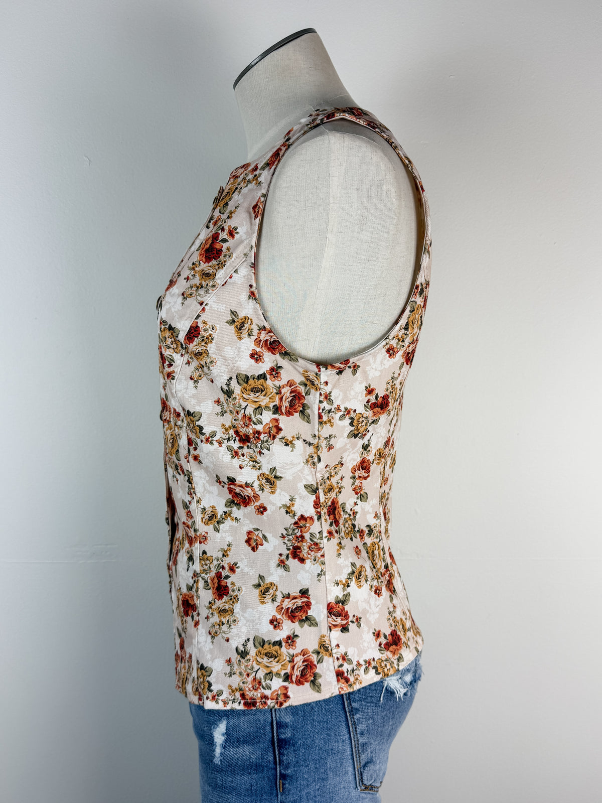 Harlow Button Up Flower Vest in Tan Multi