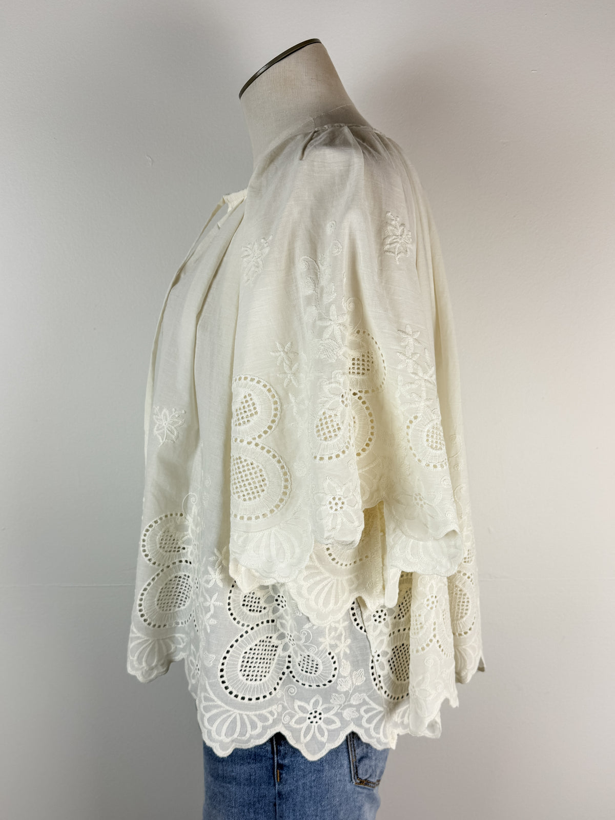 Maisy Eyelet Blouse in Ivory