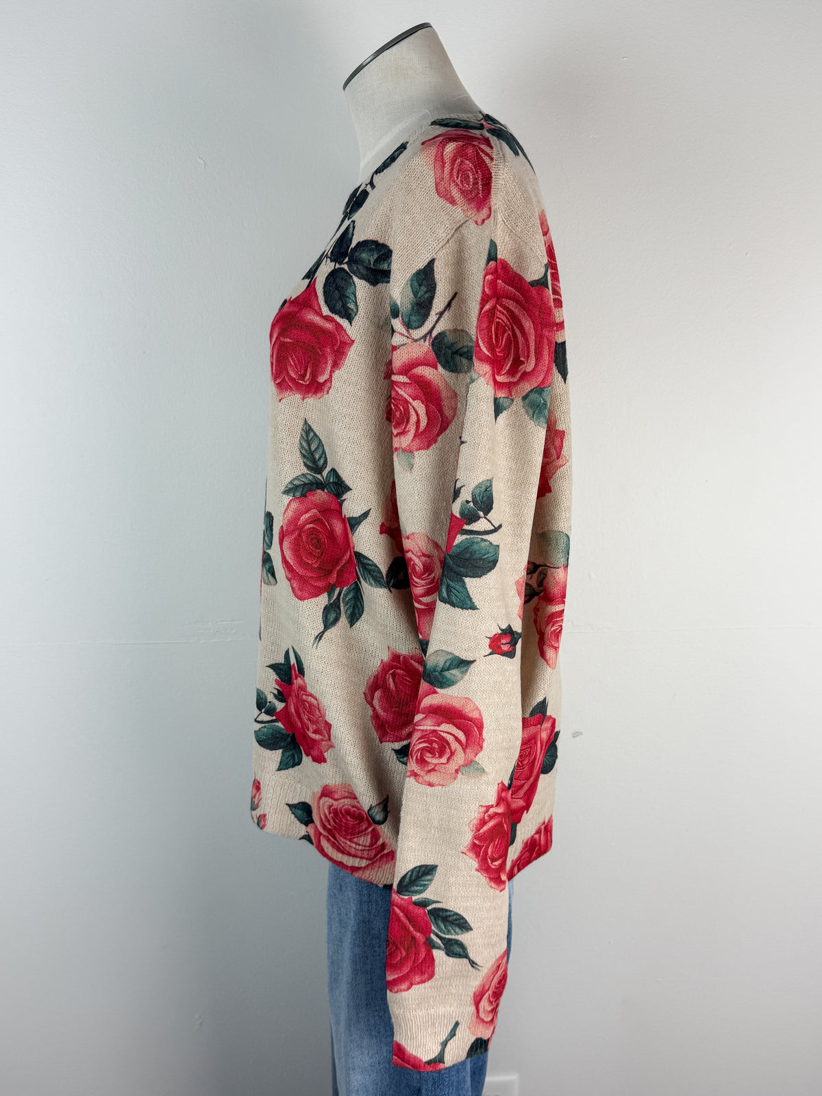 Cassie Rose Sweater in Oatmeal