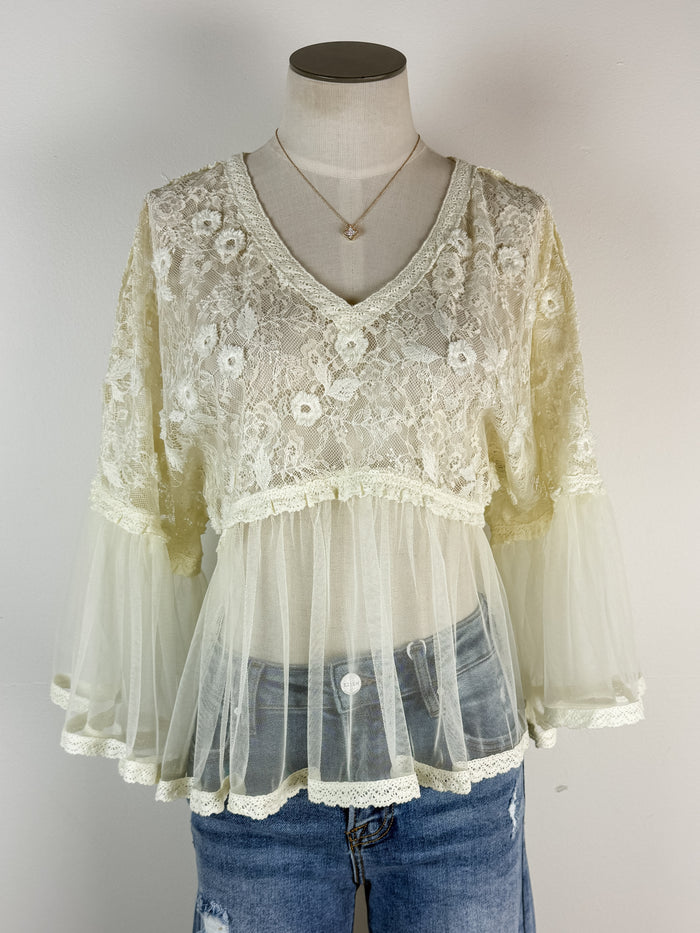 Nyla Lace Flowy Blouse in Ecru