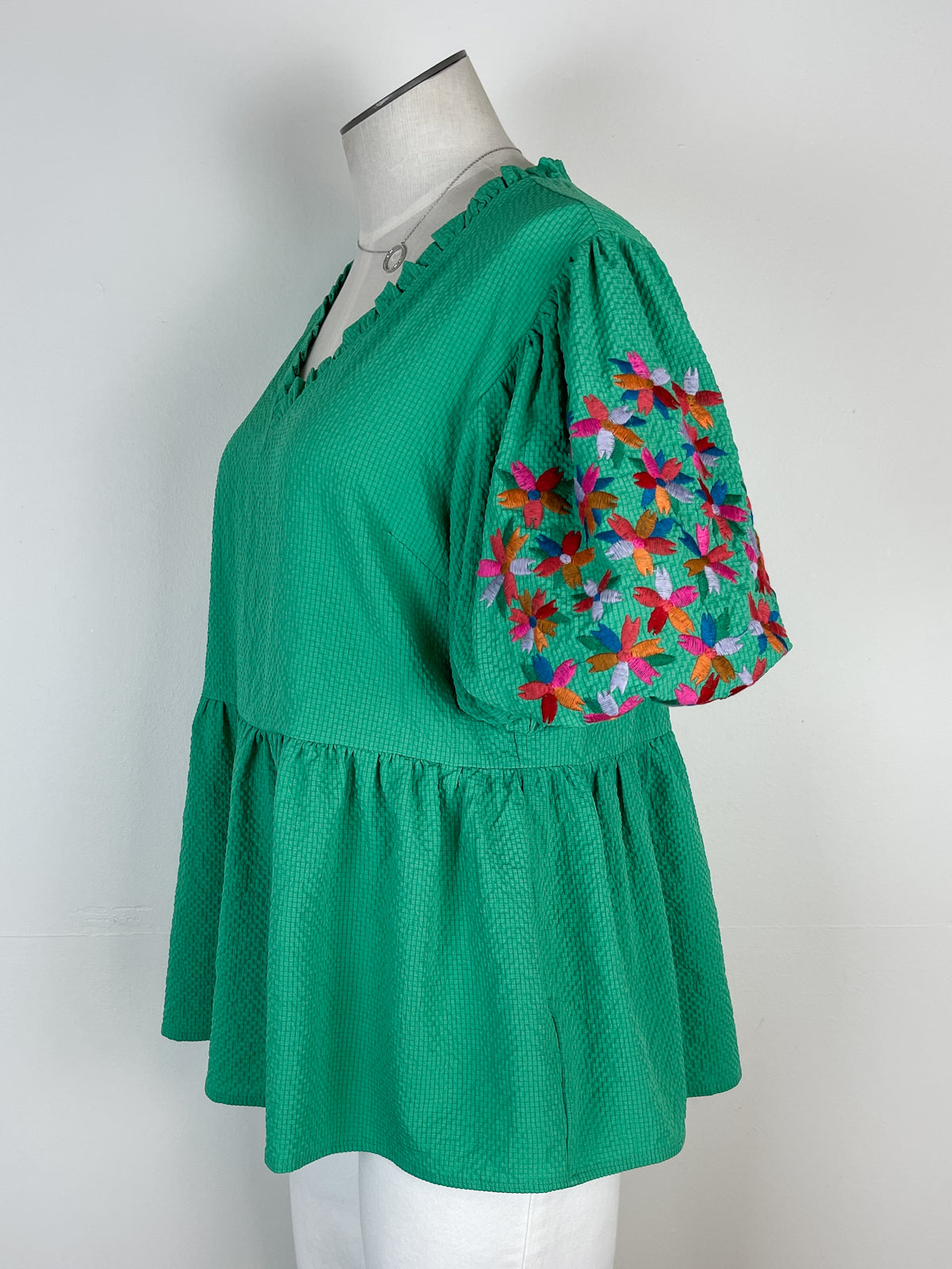 Malia Embroidered Sleeve Top in Green