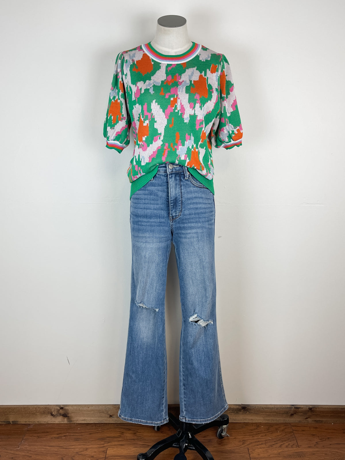 Elise Abstract Print Top in Green