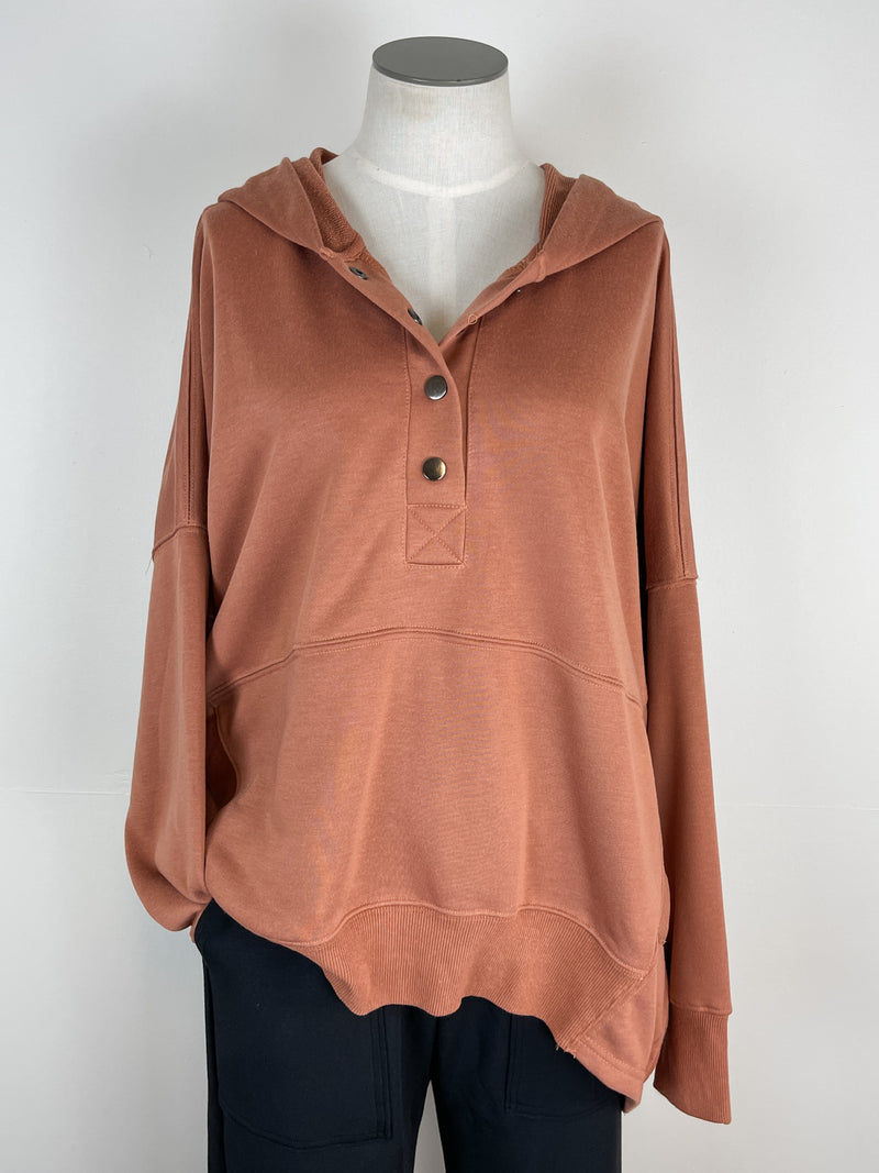 Ayla Oversized Hooded Pullover in Clay