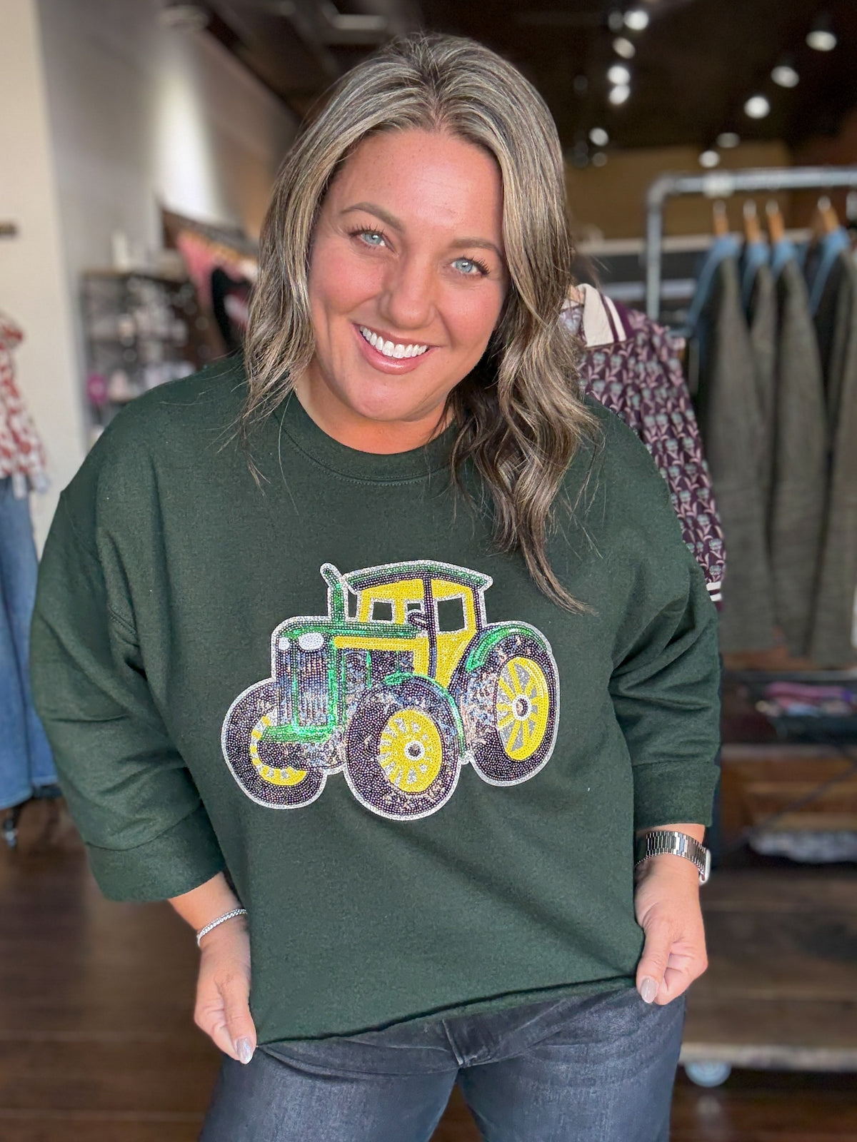 Tractor Cut Sweatshirt in Forrest