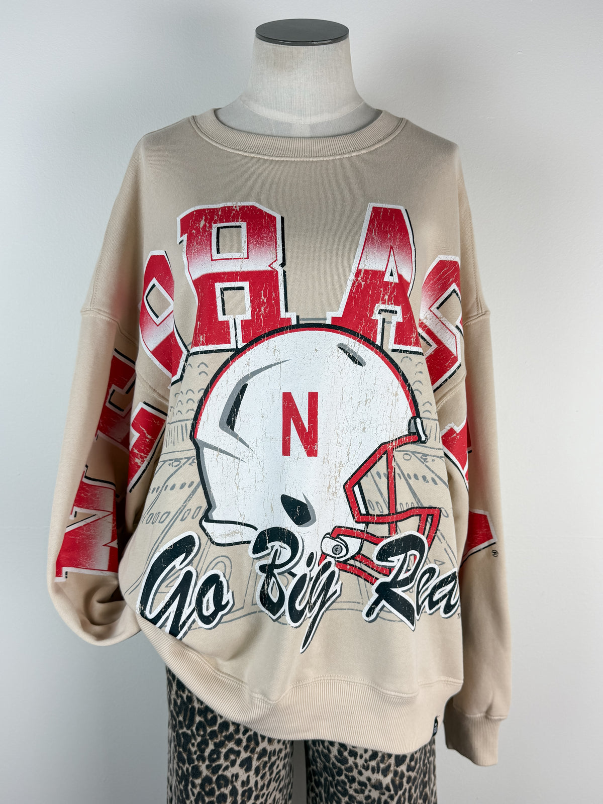 Gameday Social Nebraska Homefield Lantern Sleeve Crew in Tan