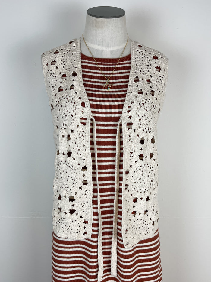 Ivy Crochet Vest in Natural