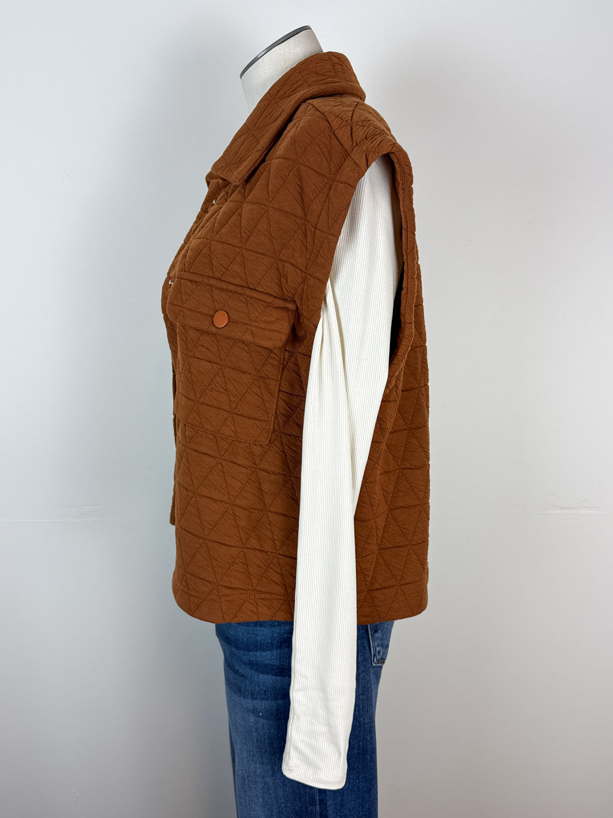 Tori Quilted Vest in Camel