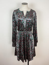 Skylar Floral Velvet Dress in Hunter Green
