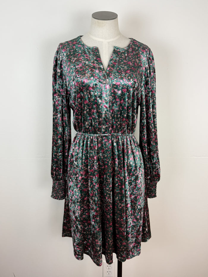 Skylar Floral Velvet Dress in Hunter Green