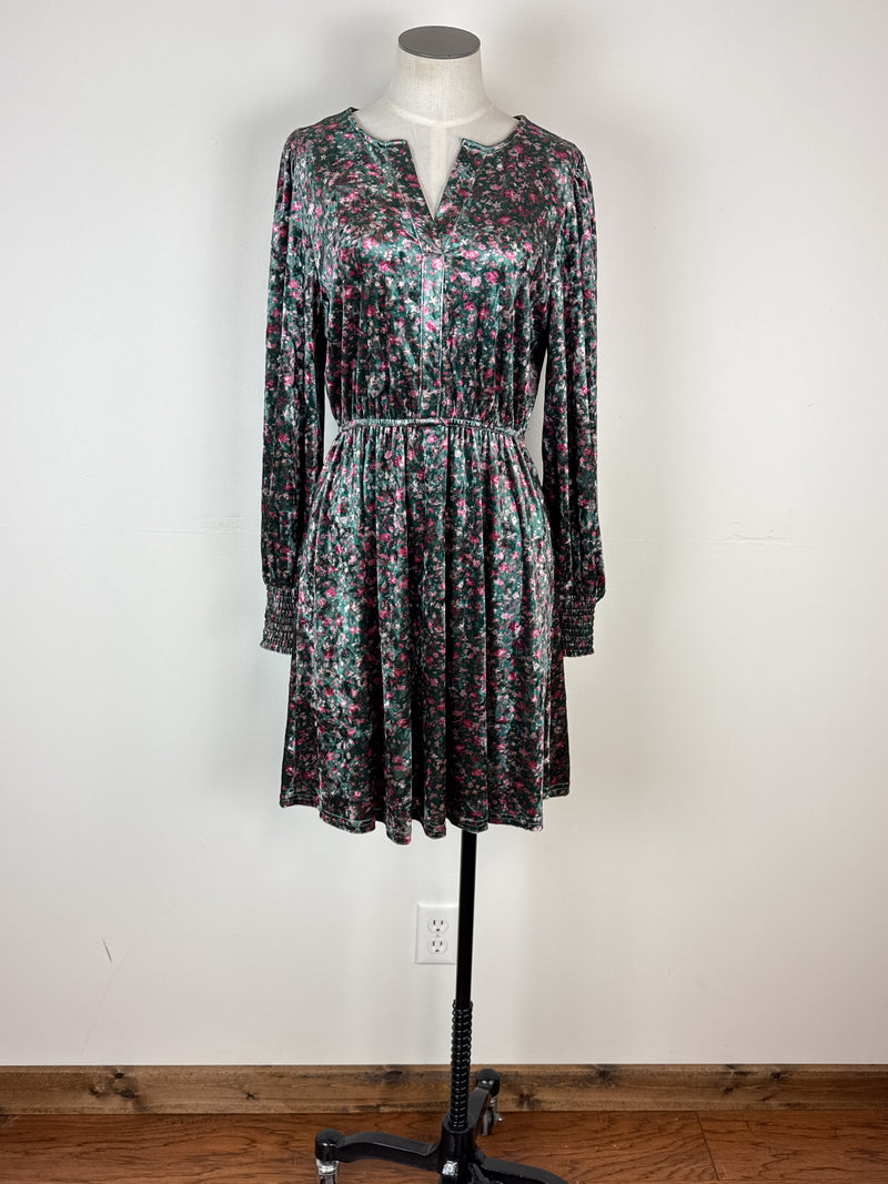 Skylar Floral Velvet Dress in Hunter Green