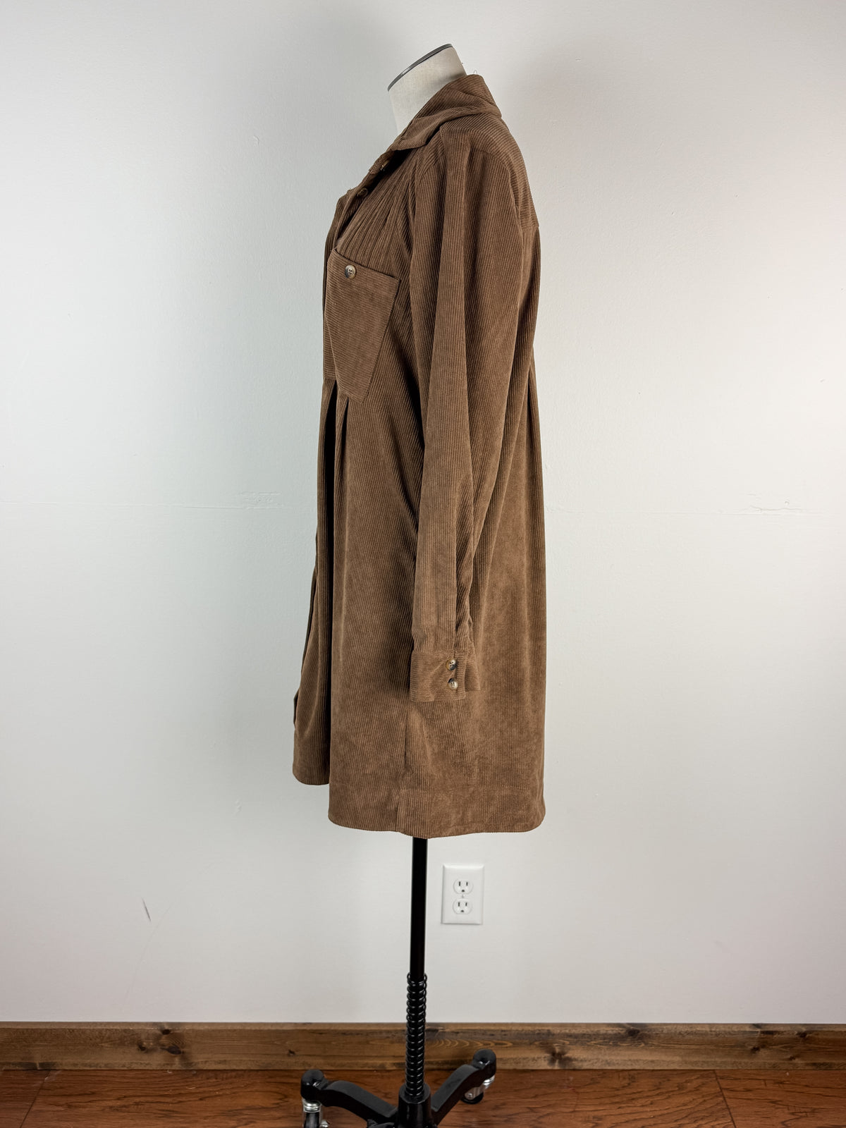 Lyla Corduroy Dress in Mocha