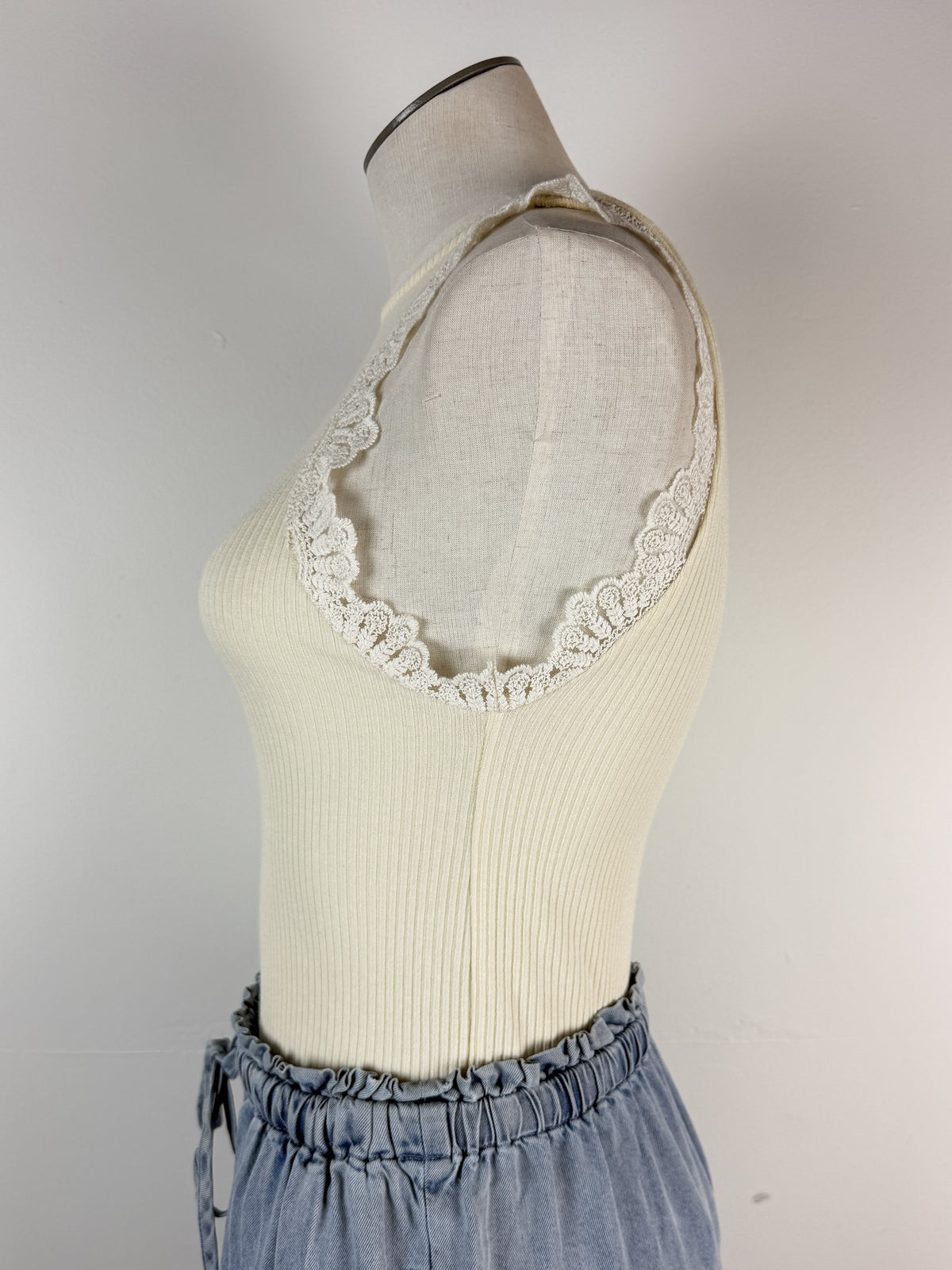 Mary Lace Trimmed Tank in Ivory