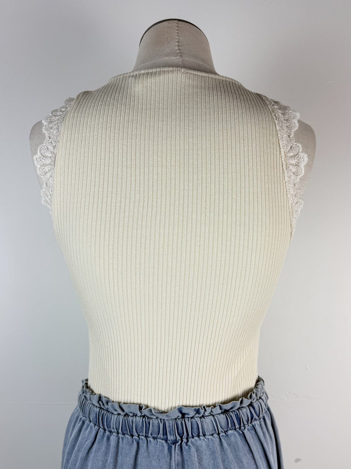 Mary Lace Trimmed Tank in Ivory