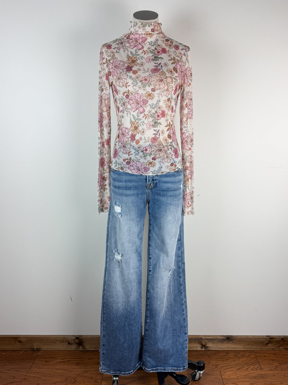 Ayla Floral Mock Neck Mesh Top in Rose