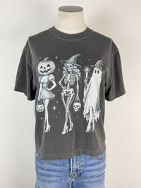 Spooky Girls Cropped Tee in Pepper