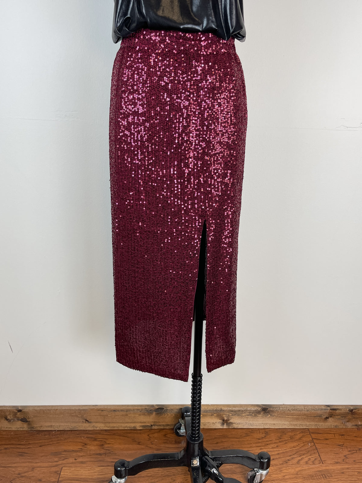 Grace Sequin Midi Skirt in Burgundy