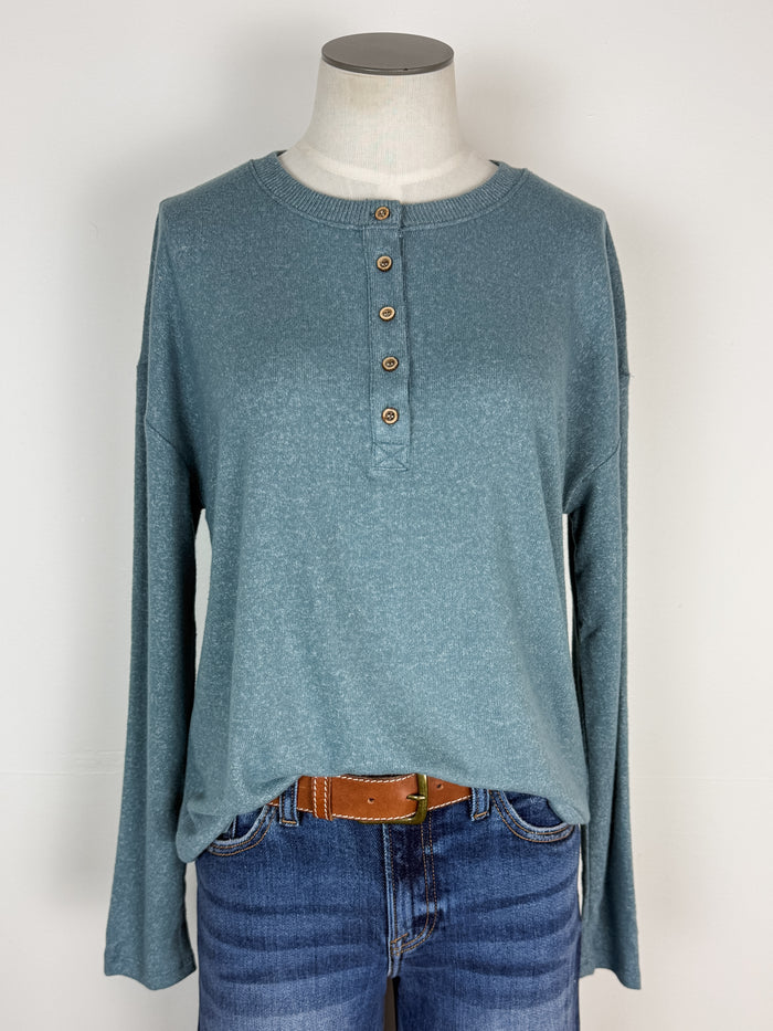 Emilia Henley Top in Teal