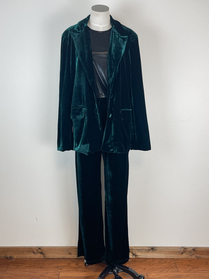Vivienne Velvet Blazer in Green