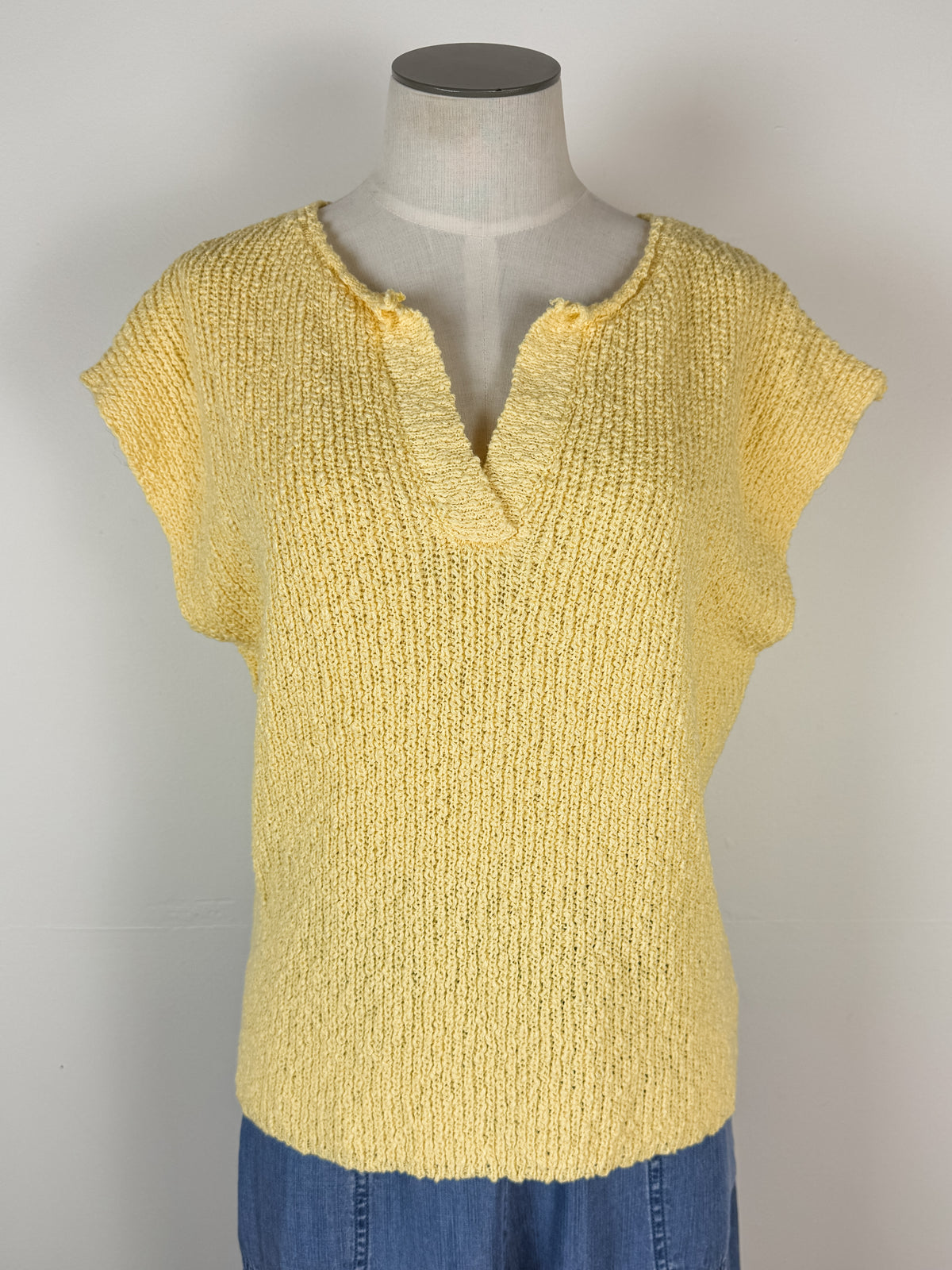 Vivian Short Sleeve Sweater in Yellow
