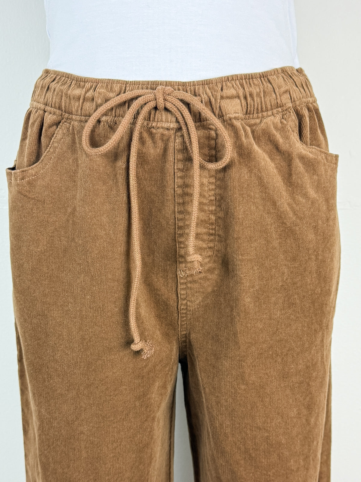 Brooklyn Wide Leg Corduroy Pant in Dark Camel
