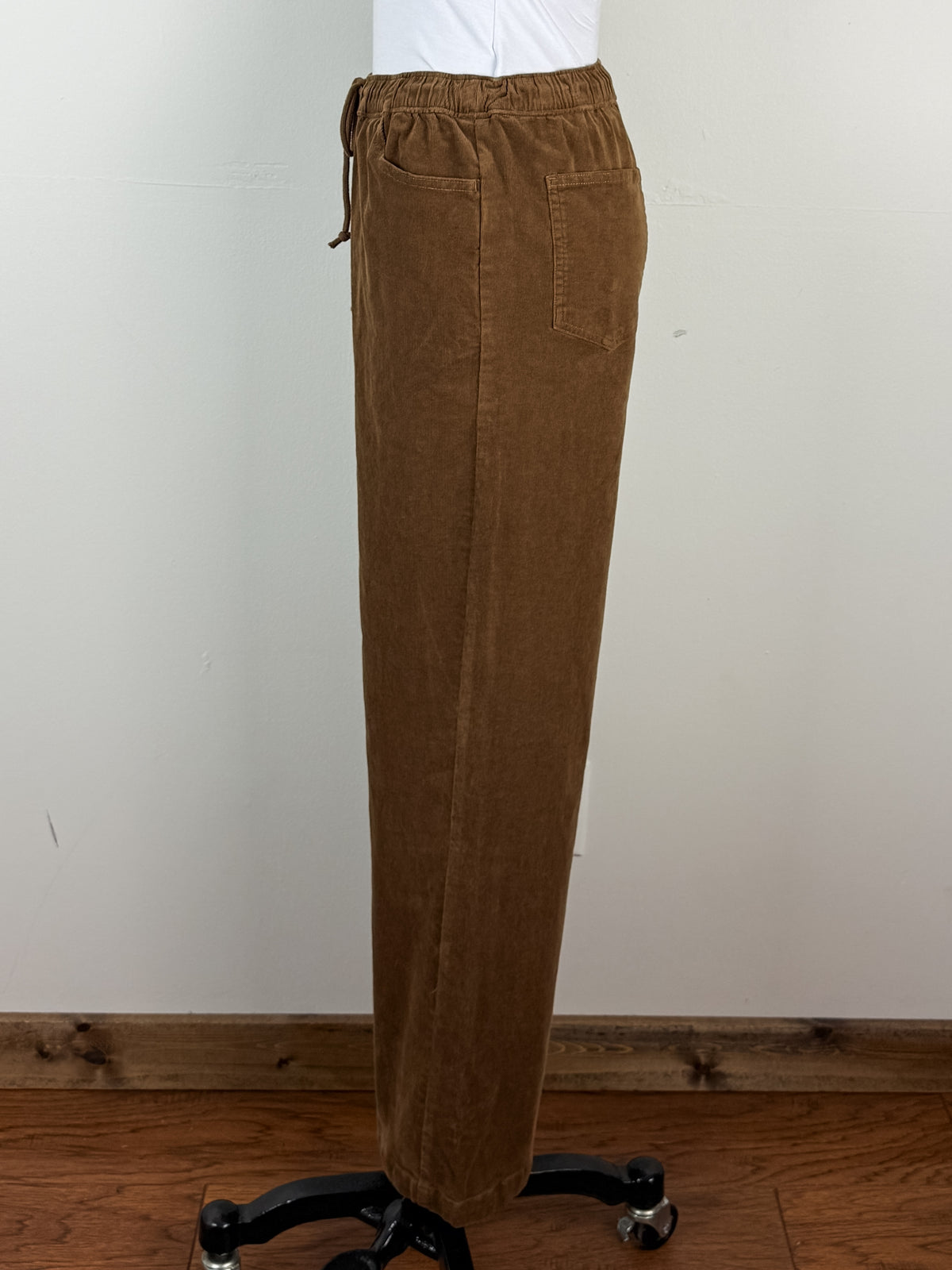 Brooklyn Wide Leg Corduroy Pant in Dark Camel