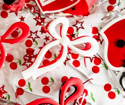 Ruby Red Threads Two-Toned Bow Claw Clip in Red/White