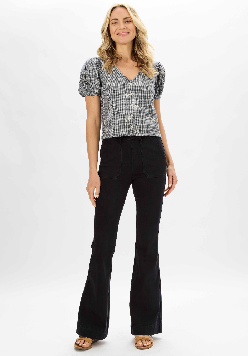 Judy Blue Taylor Pull On Trouser Flare in Black