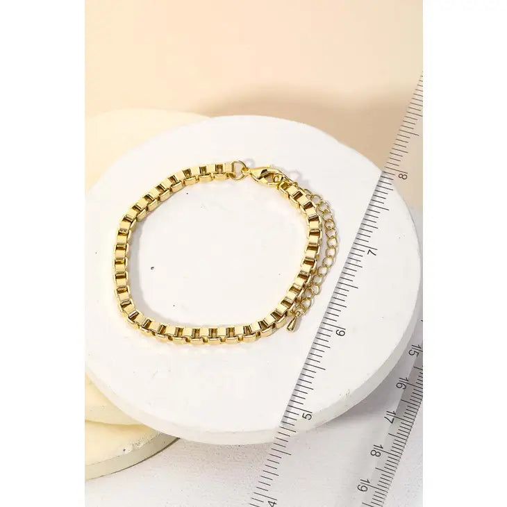 Box Chain Bracelet in Gold