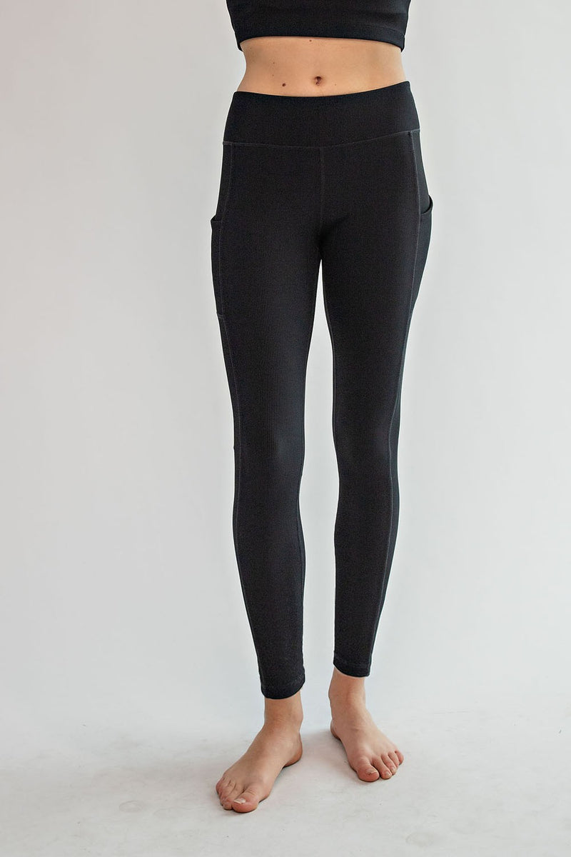 Ribbed Legging with Pockets in Black