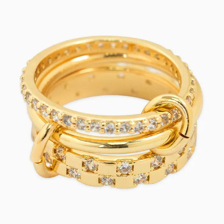 Interlocking Ring in Gold
