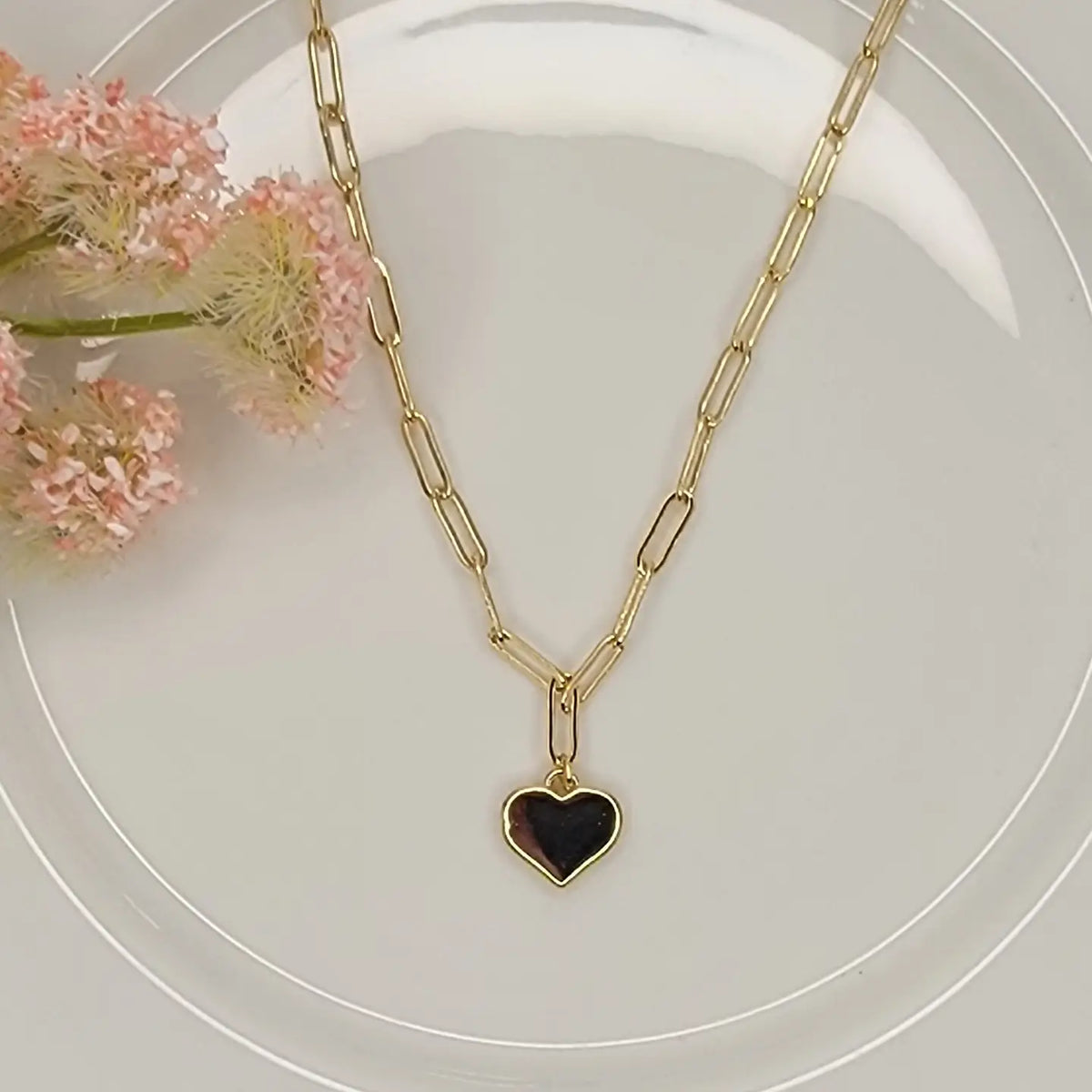 Link Chain with Heart Pendant Necklace in Gold