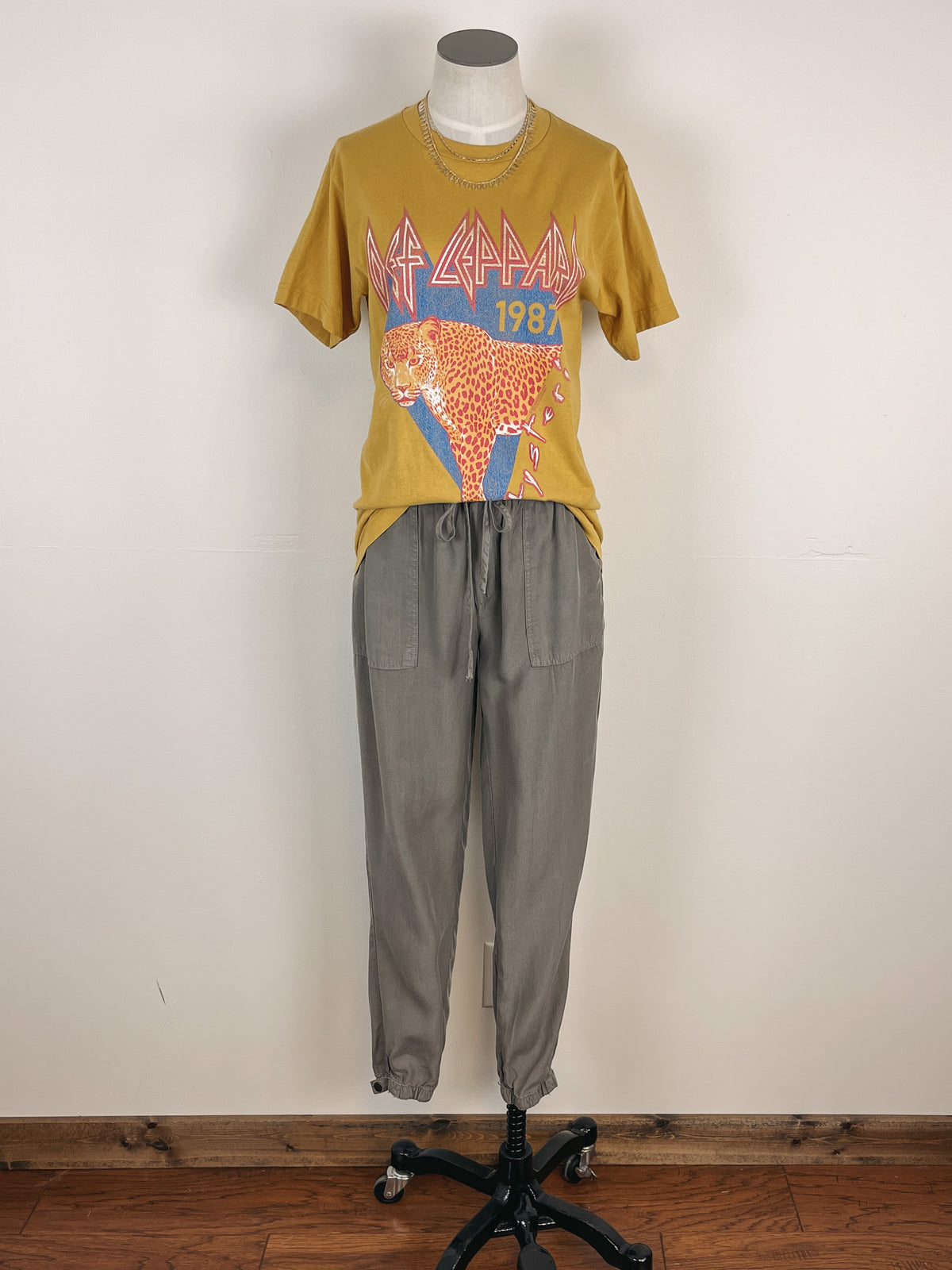 Def Leppard Leopard Tee in Mustard