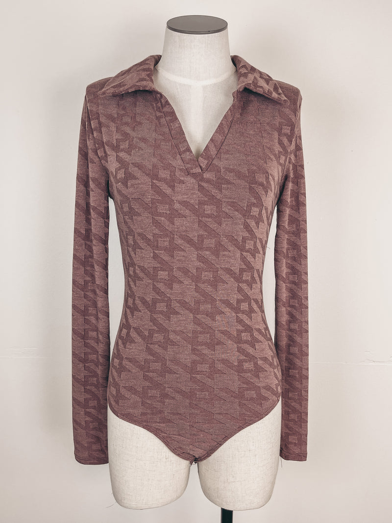 Houndstooth Pattern Bodysuit in Mulberry