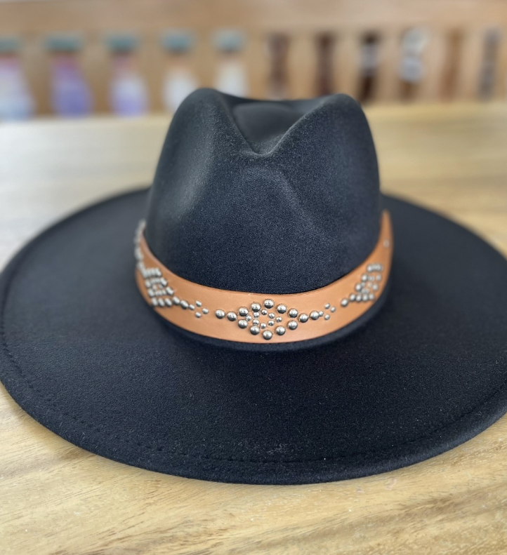 Wide Brim Panama Hat w/ Studded Band